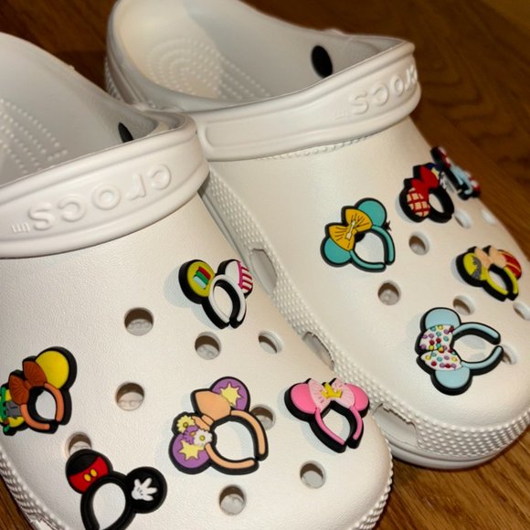 Crocs Charm Disney Mickey Mouse Ears 10 piece set - Picture 3 of 4